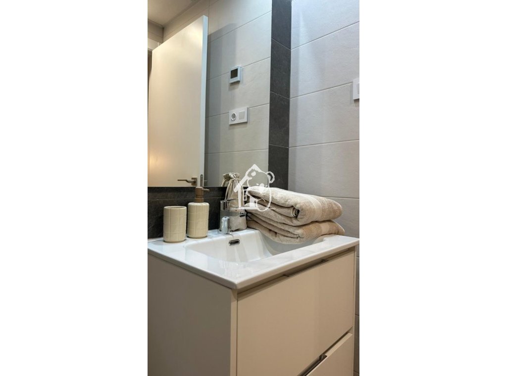 Lange Termijn Verhuur - Appartement / flat - Torrevieja - La Siesta - El Salado -  Torreta