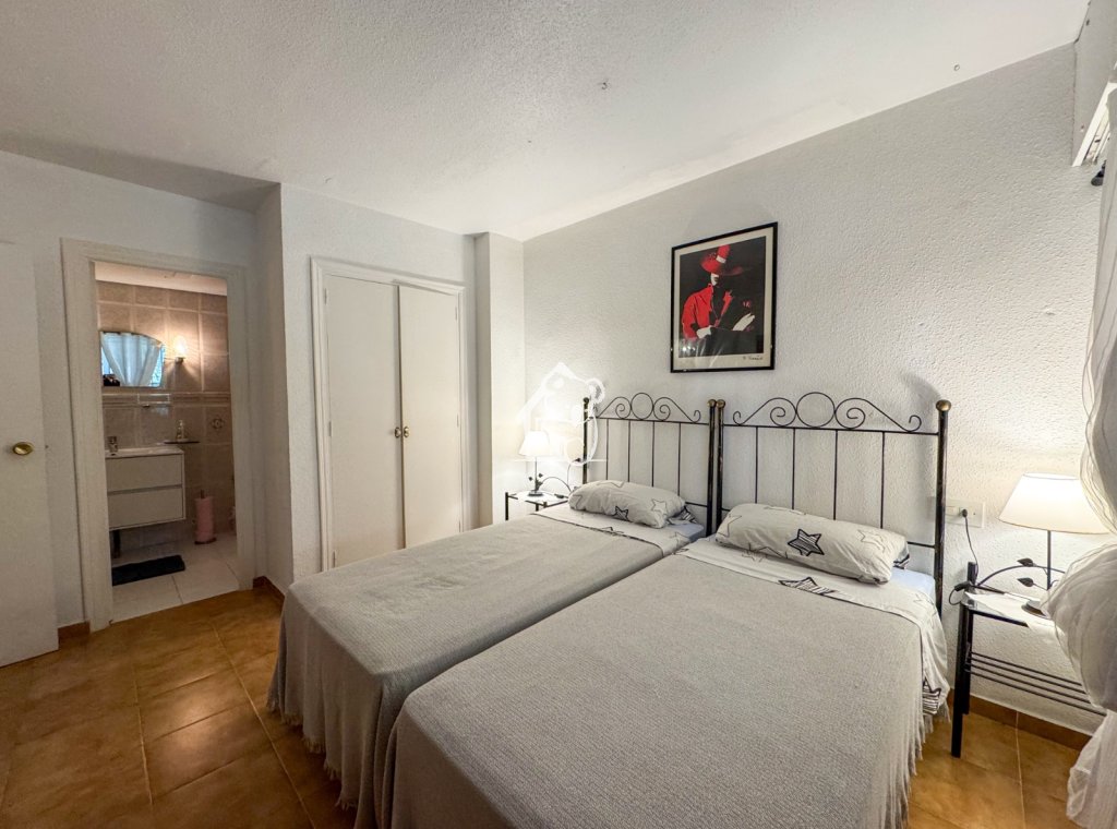 Lange Termijn Verhuur - Appartement / flat - Torrevieja - Playa de los Locos