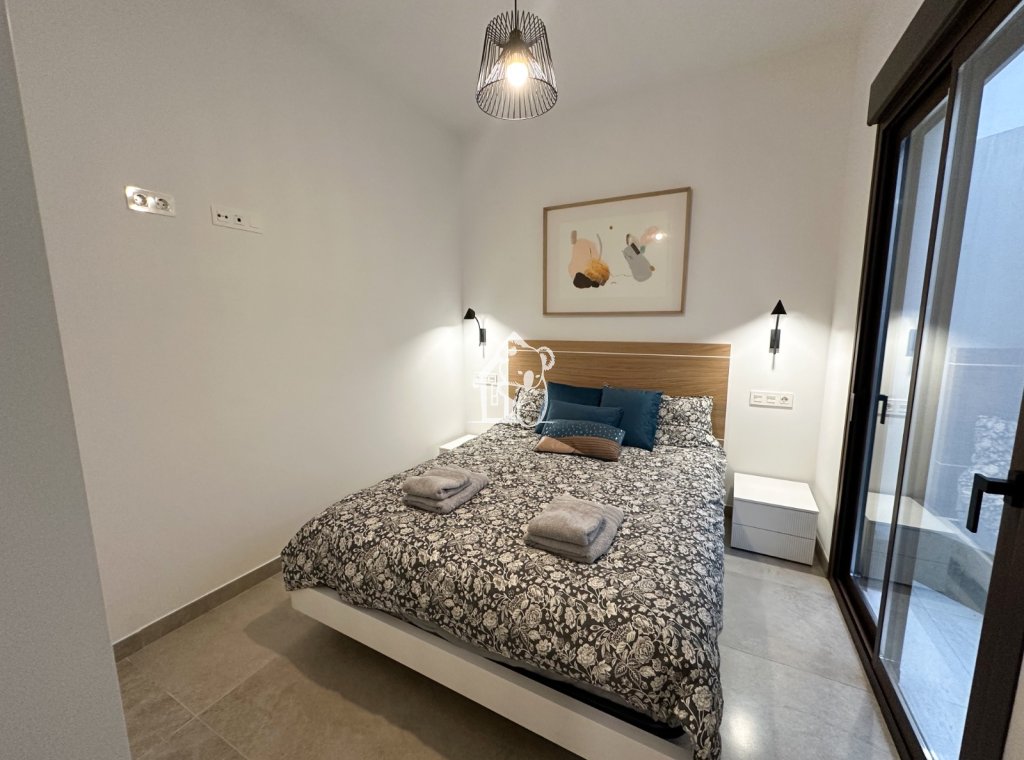 Lange Termijn Verhuur - Appartement / flat - Torrevieja - Playa de los Locos