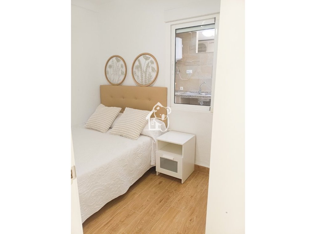 Lange Termijn Verhuur - Appartement / flat - Torrevieja - Playa del Cura