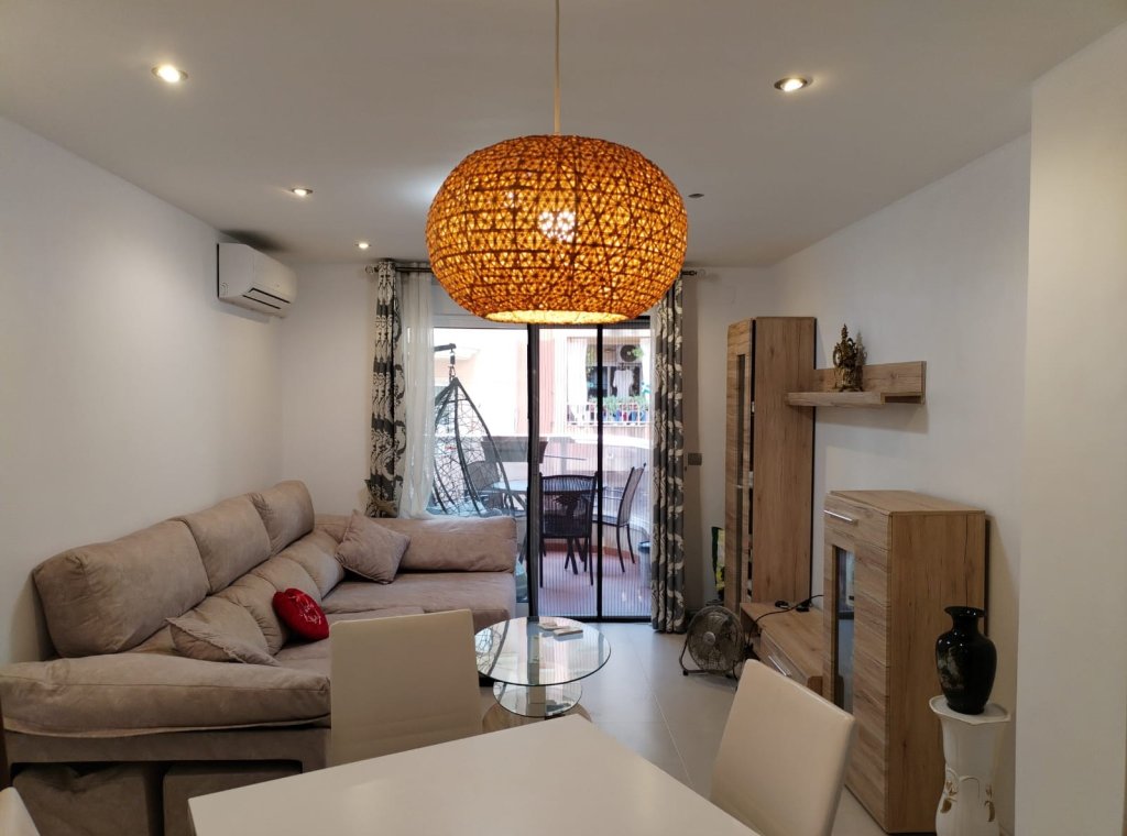 Lange Termijn Verhuur - Appartement / flat - Torrevieja - Playa del Cura