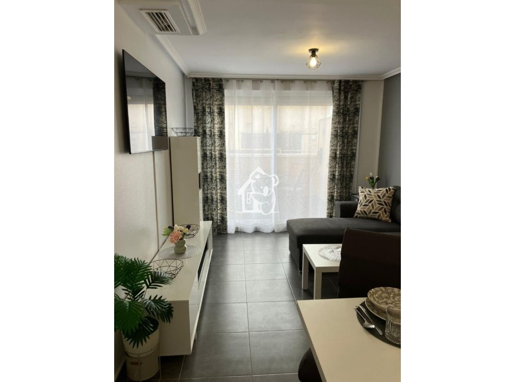 Lange Termijn Verhuur - Appartement / flat - Torrevieja - Torrevieja Centro