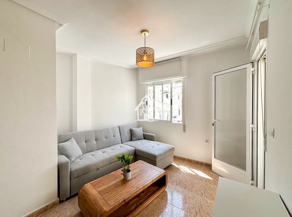 Lange Termijn Verhuur - Appartement / flat - Torrevieja - Torrevieja Centro