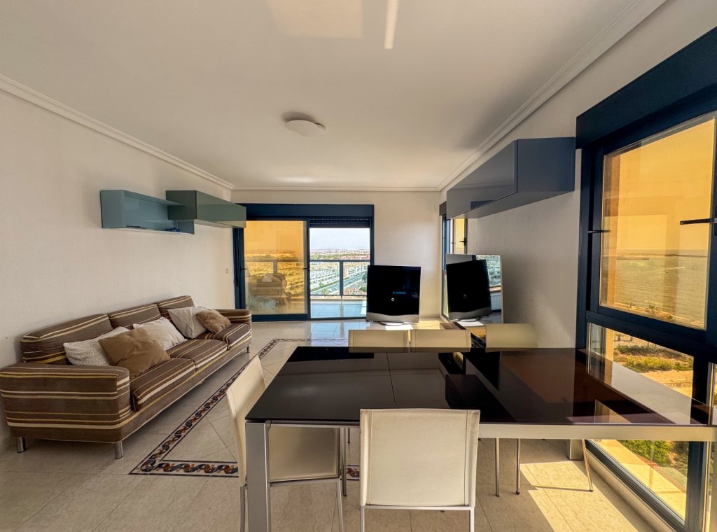 Lange Termijn Verhuur - Appartement / flat - Torrevieja