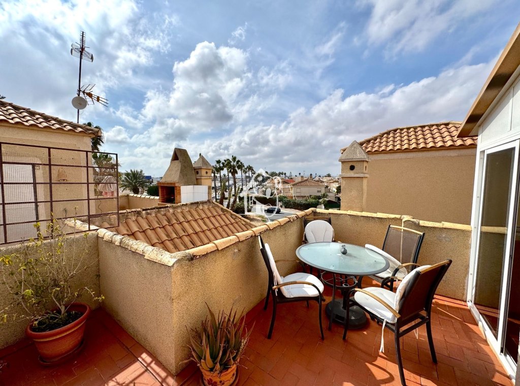 Lange Termijn Verhuur - duplex - Torrevieja