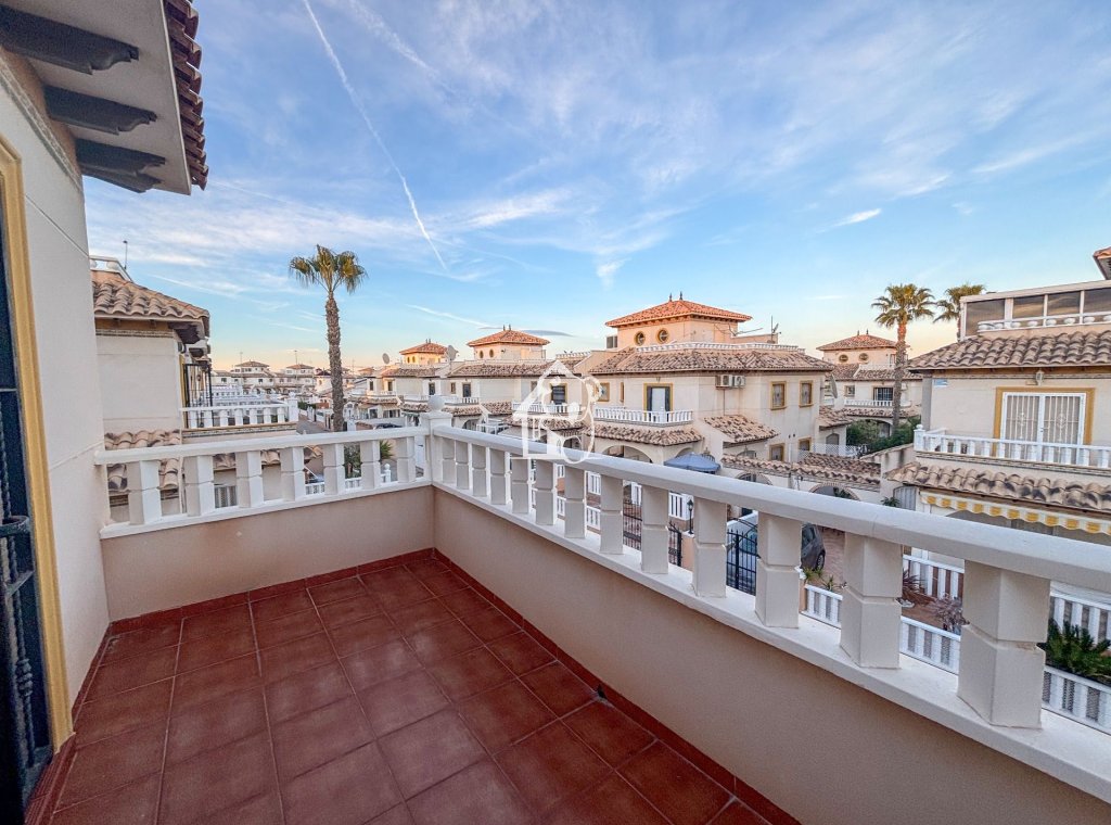 Lange Termijn Verhuur - Herenhuis - Cabo Roig