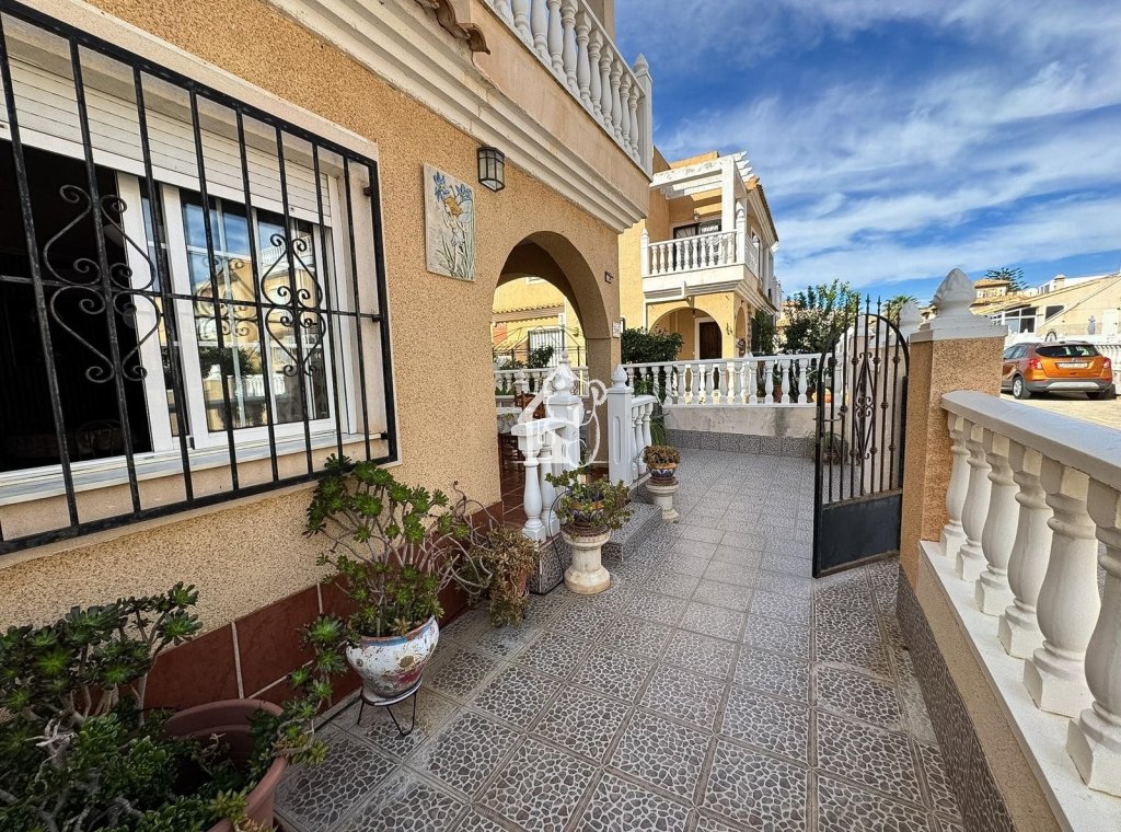 Lange Termijn Verhuur - Herenhuis - Orihuela Costa - Cabo roig - La Zenia
