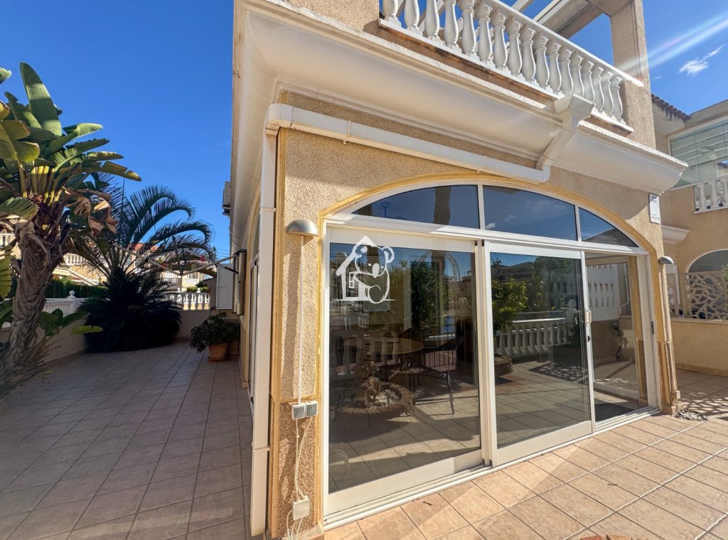 Lange Termijn Verhuur - Herenhuis - Orihuela Costa - Playa Flamenca