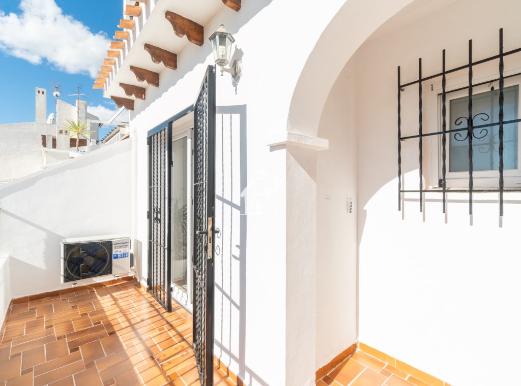 Lange Termijn Verhuur - Herenhuis - Orihuela Costa - Villamartín