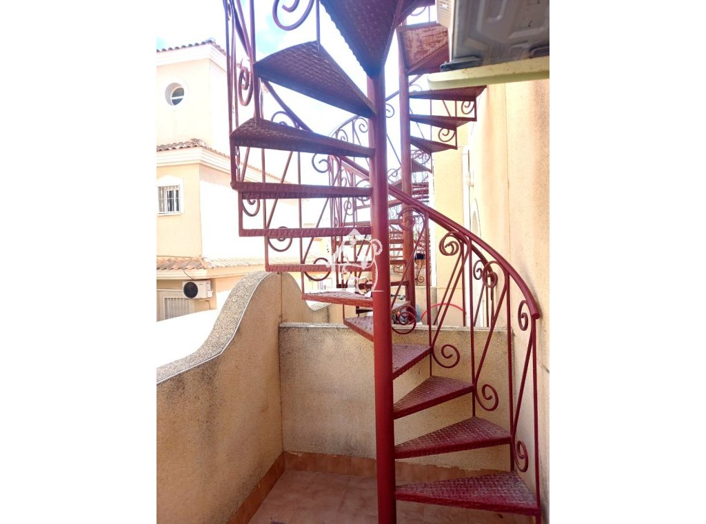 Lange Termijn Verhuur - Herenhuis - Orihuela Costa - Villamartín
