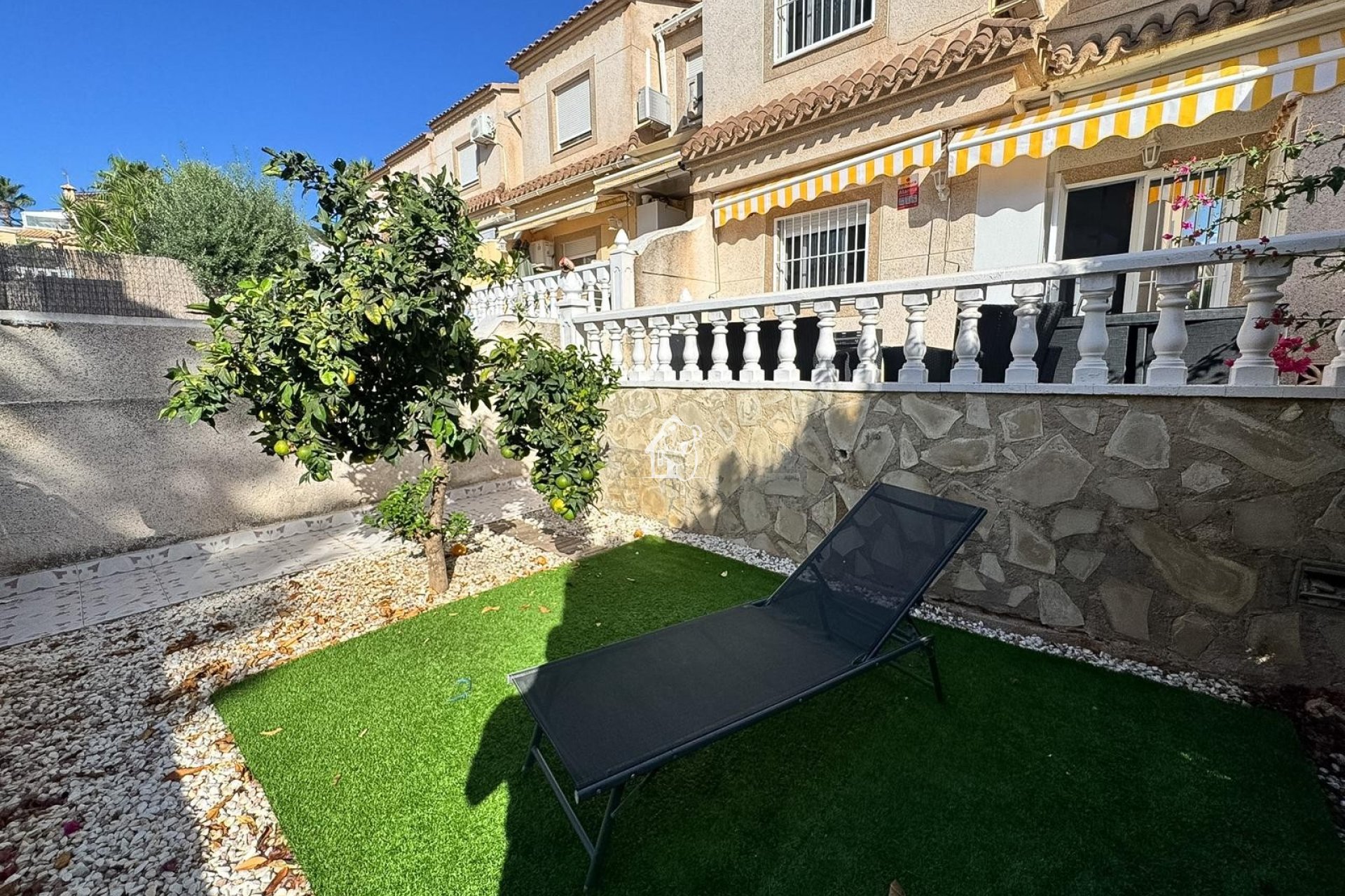 Lange Termijn Verhuur - Herenhuis - Orihuela Costa - Villamartín