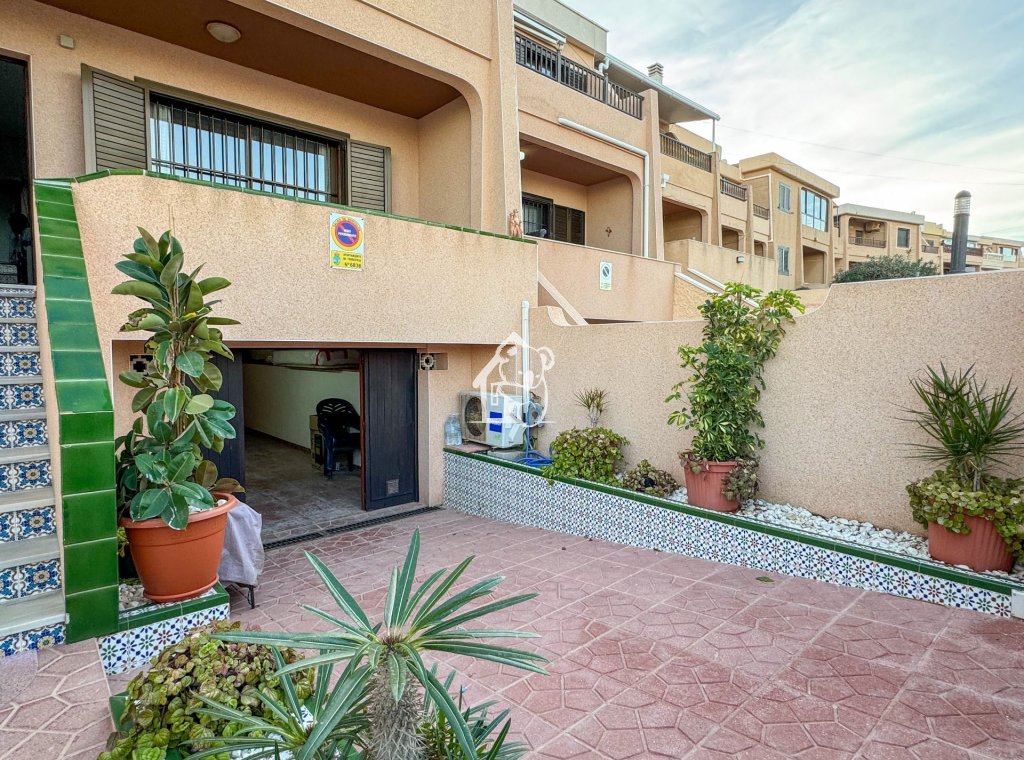 Lange Termijn Verhuur - Herenhuis - Torrevieja - Torrevieja Centro