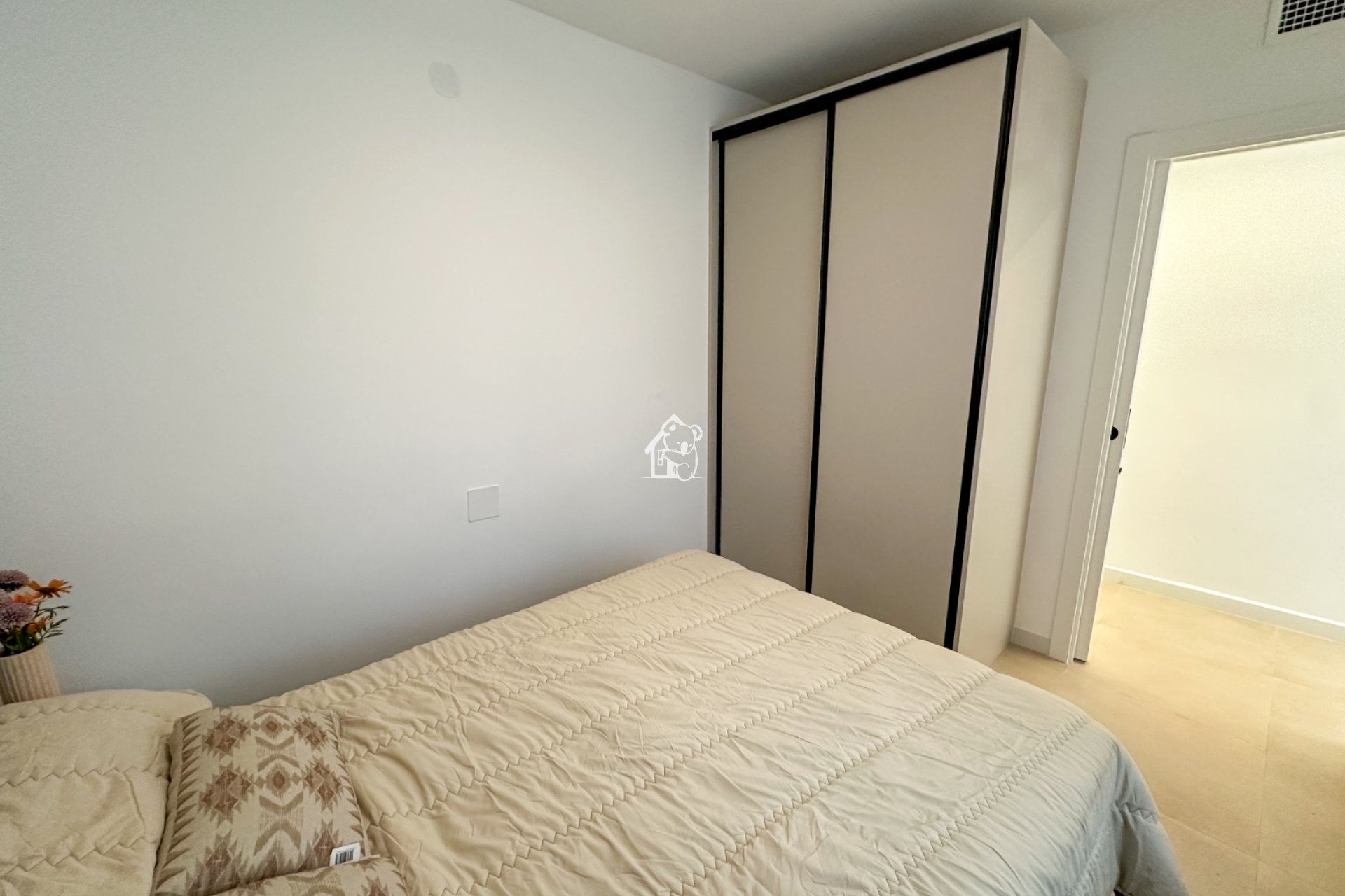 Lange Termijn Verhuur - Penthouse - Torrevieja - Playa de los Locos