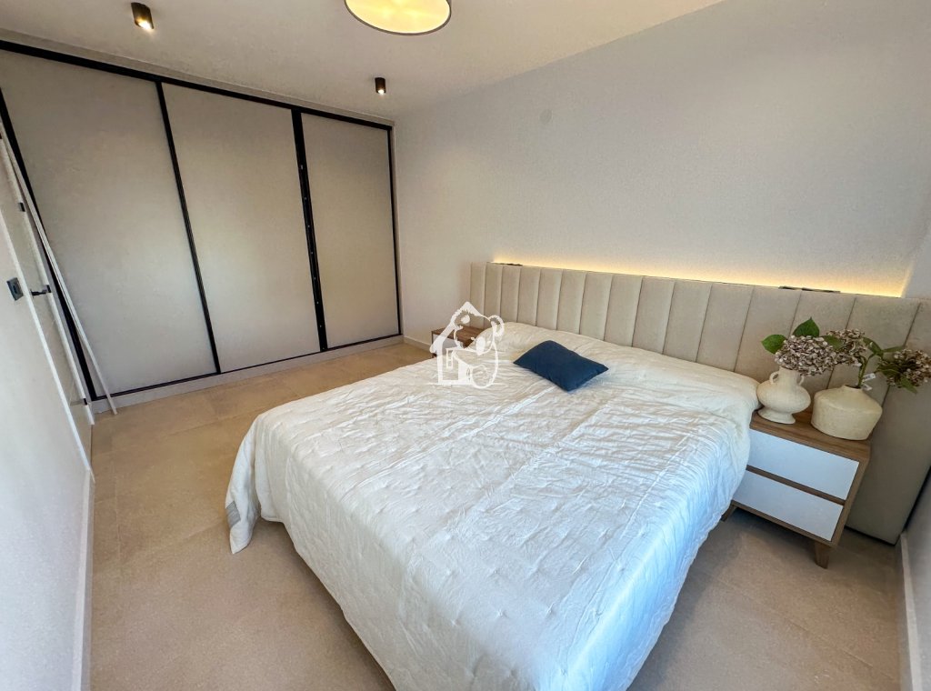 Lange Termijn Verhuur - Penthouse - Torrevieja - Playa de los Locos