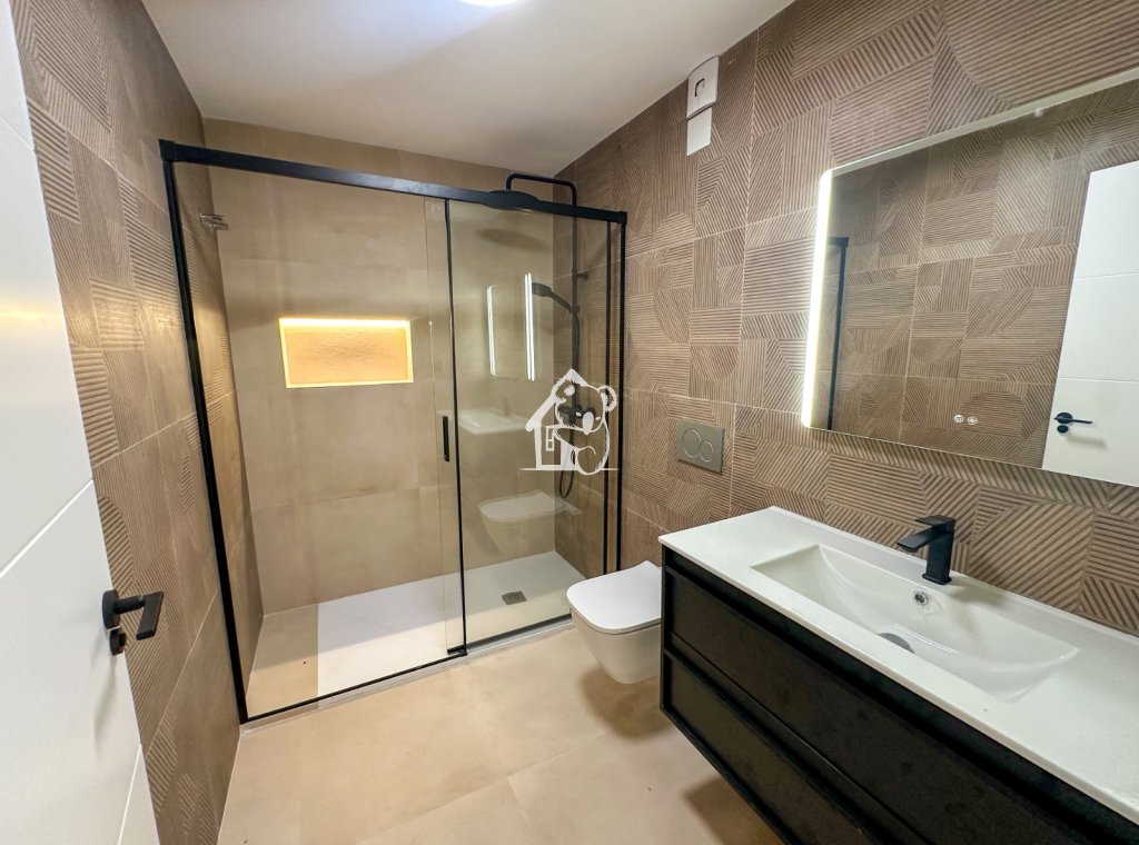 Lange Termijn Verhuur - Penthouse - Torrevieja - Playa de los Locos