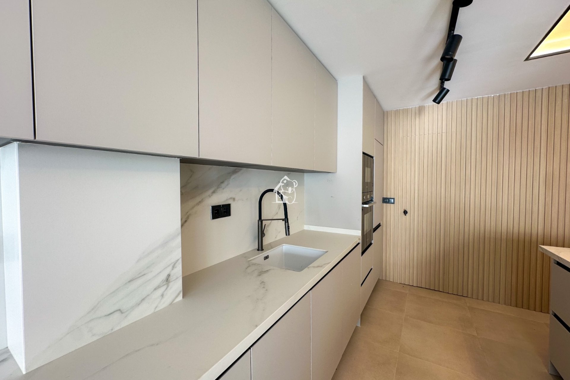 Lange Termijn Verhuur - Penthouse - Torrevieja - Playa de los Locos