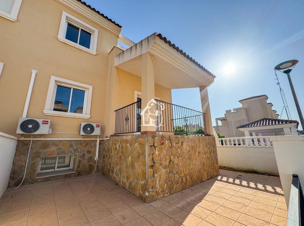 Lange Termijn Verhuur - Triplex - San Miguel de Salinas