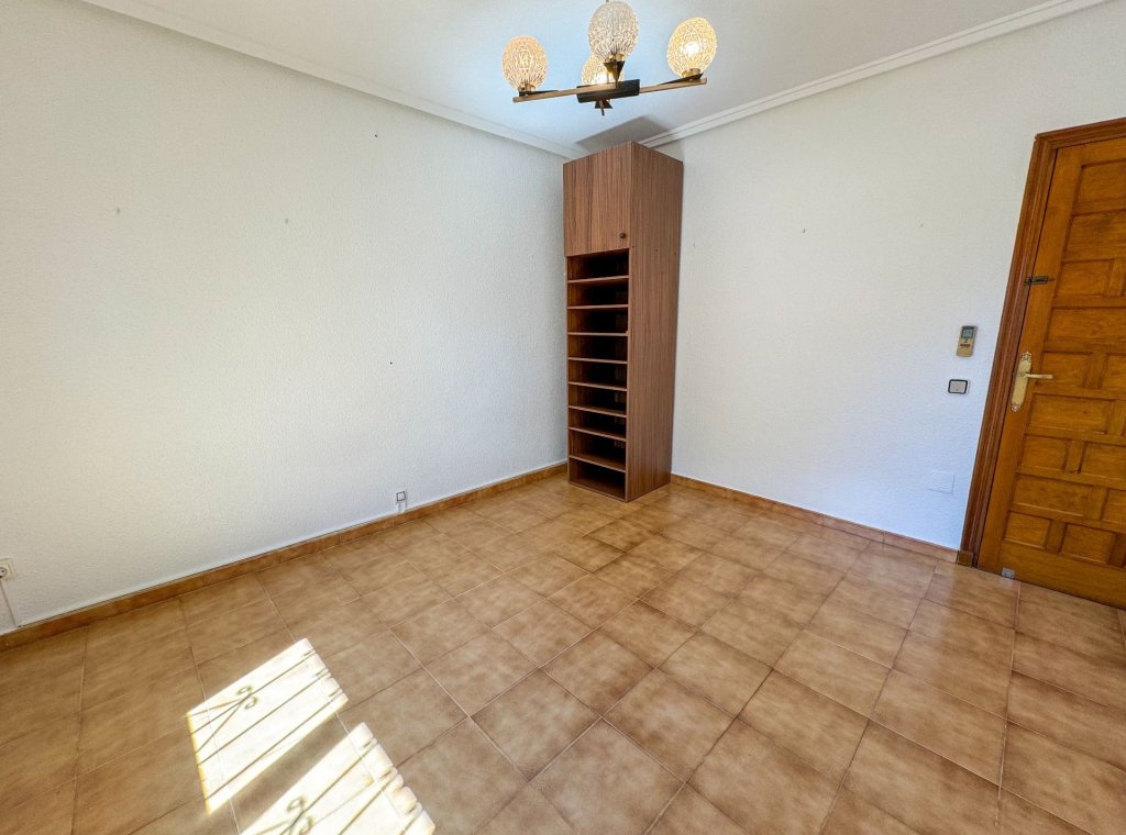 Lange Termijn Verhuur - Villa - Ciudad Quesada