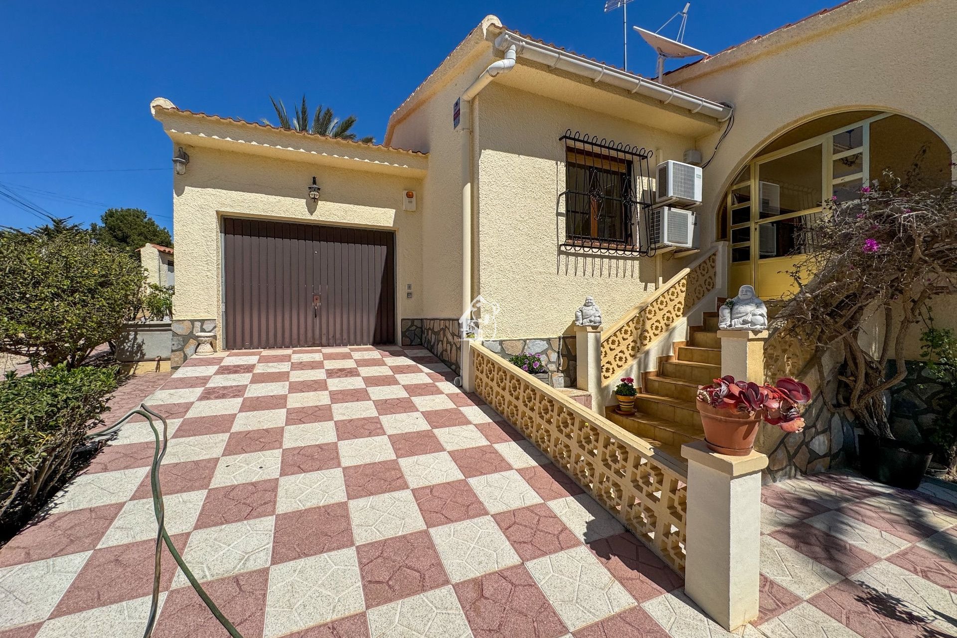 Lange Termijn Verhuur - Villa - Ciudad Quesada