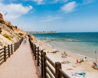 Lange Termijn Verhuur - Villa - Orihuela Costa - Cabo roig - La Zenia