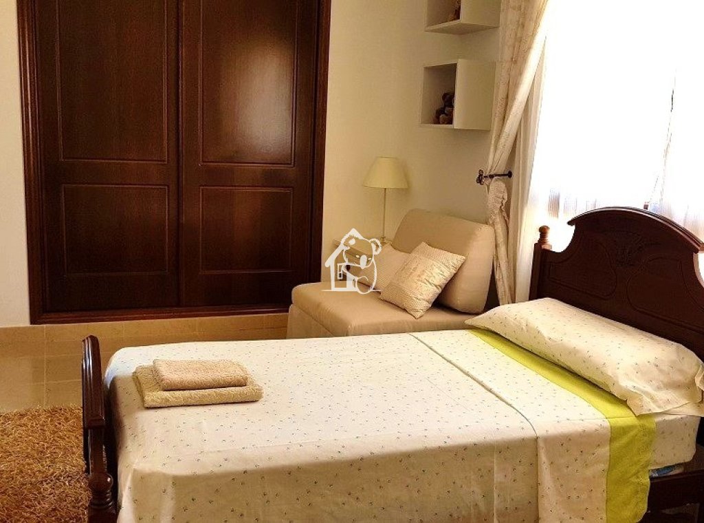 Lange Termijn Verhuur - Villa - Orihuela Costa - Cabo roig - La Zenia