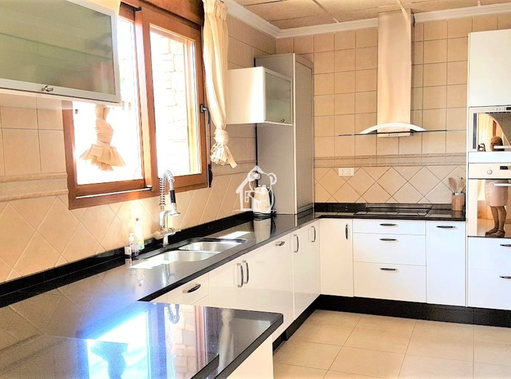 Lange Termijn Verhuur - Villa - Orihuela Costa - Cabo roig - La Zenia
