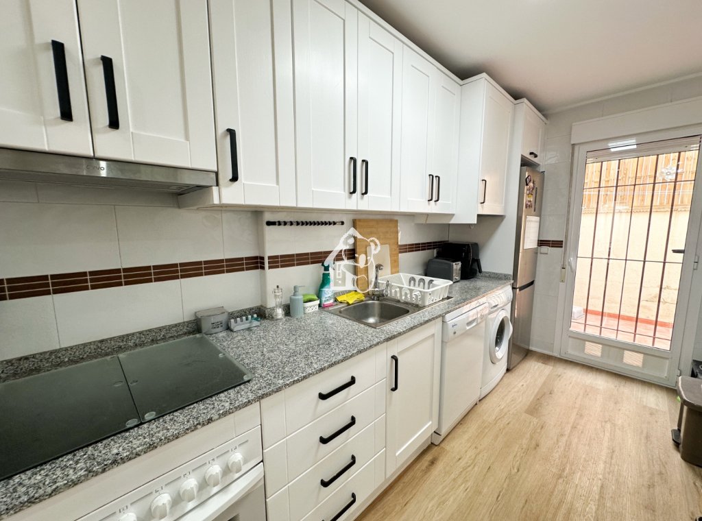 Lange Termijn Verhuur - Villa - Orihuela Costa - Cabo roig - La Zenia