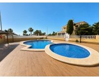 Lange Termijn Verhuur - Villa - Orihuela Costa - Cabo roig - La Zenia