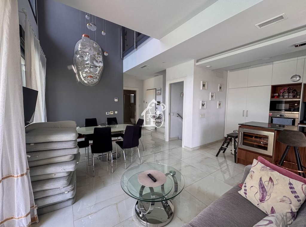 Lange Termijn Verhuur - Villa - Orihuela Costa - Cabo roig - La Zenia