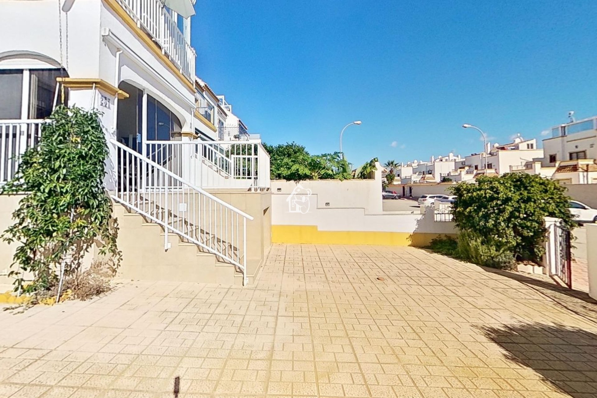 Lange Termijn Verhuur - Villa - Orihuela Costa - La Florida