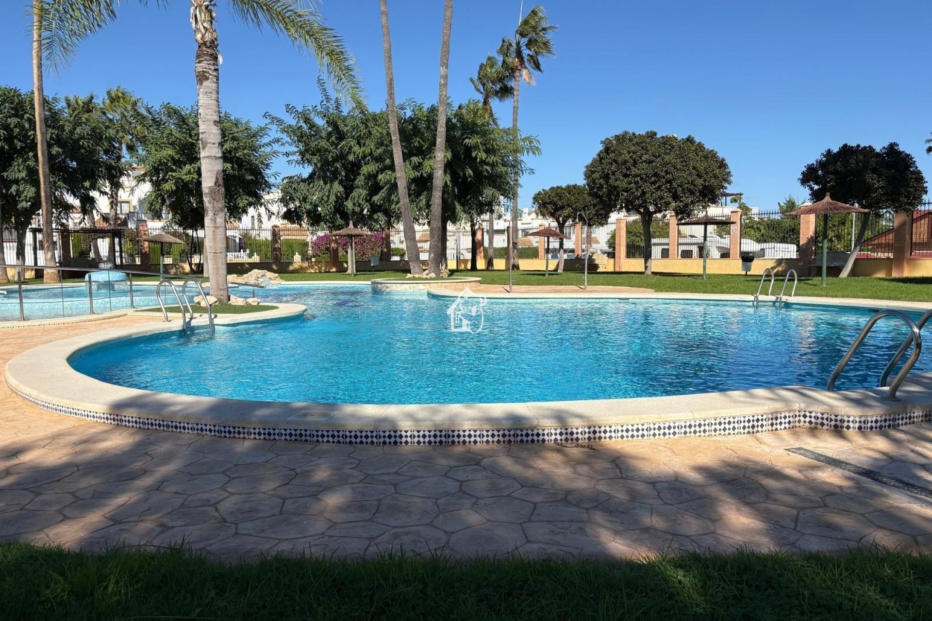 Lange Termijn Verhuur - Villa - Orihuela Costa - La Florida