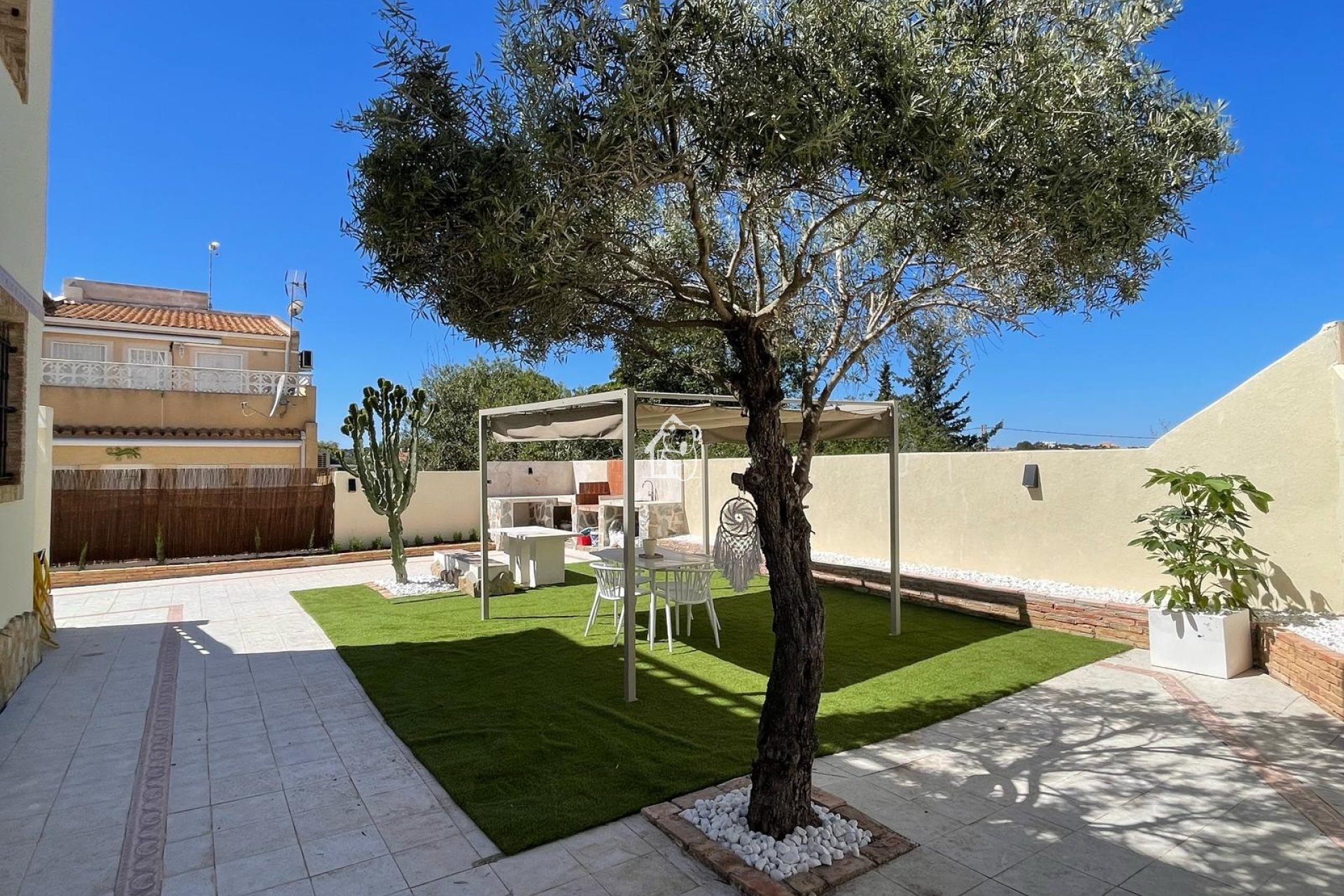 Lange Termijn Verhuur - Villa - Orihuela Costa - Villamartín