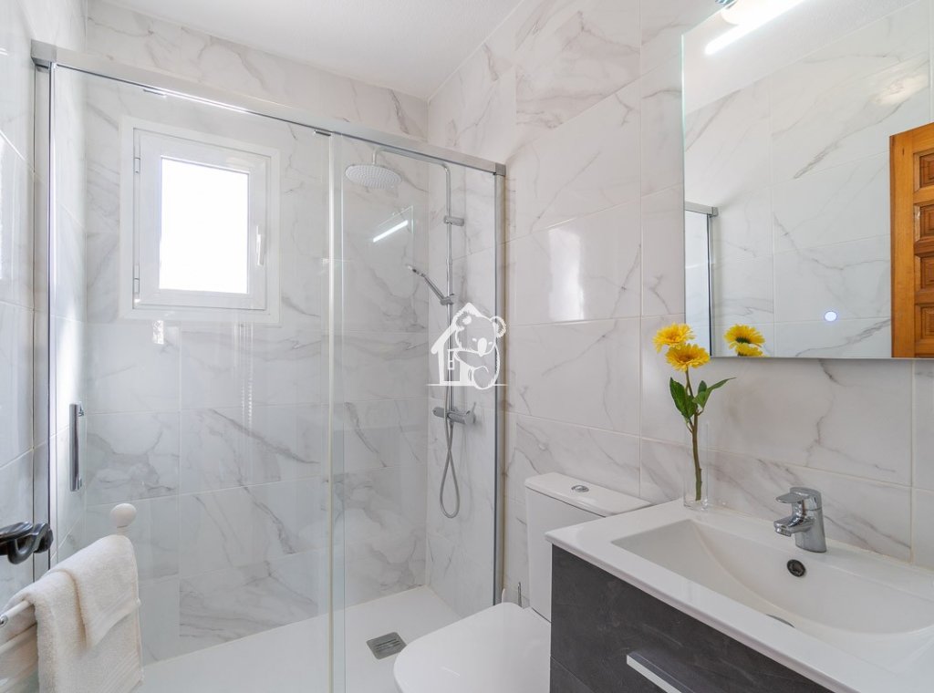 Lange Termijn Verhuur - Villa - Orihuela Costa - Villamartín