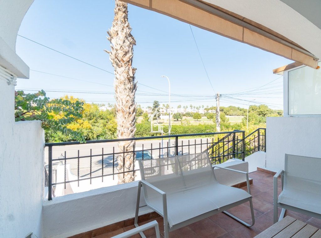 Lange Termijn Verhuur - Villa - Orihuela Costa - Villamartín
