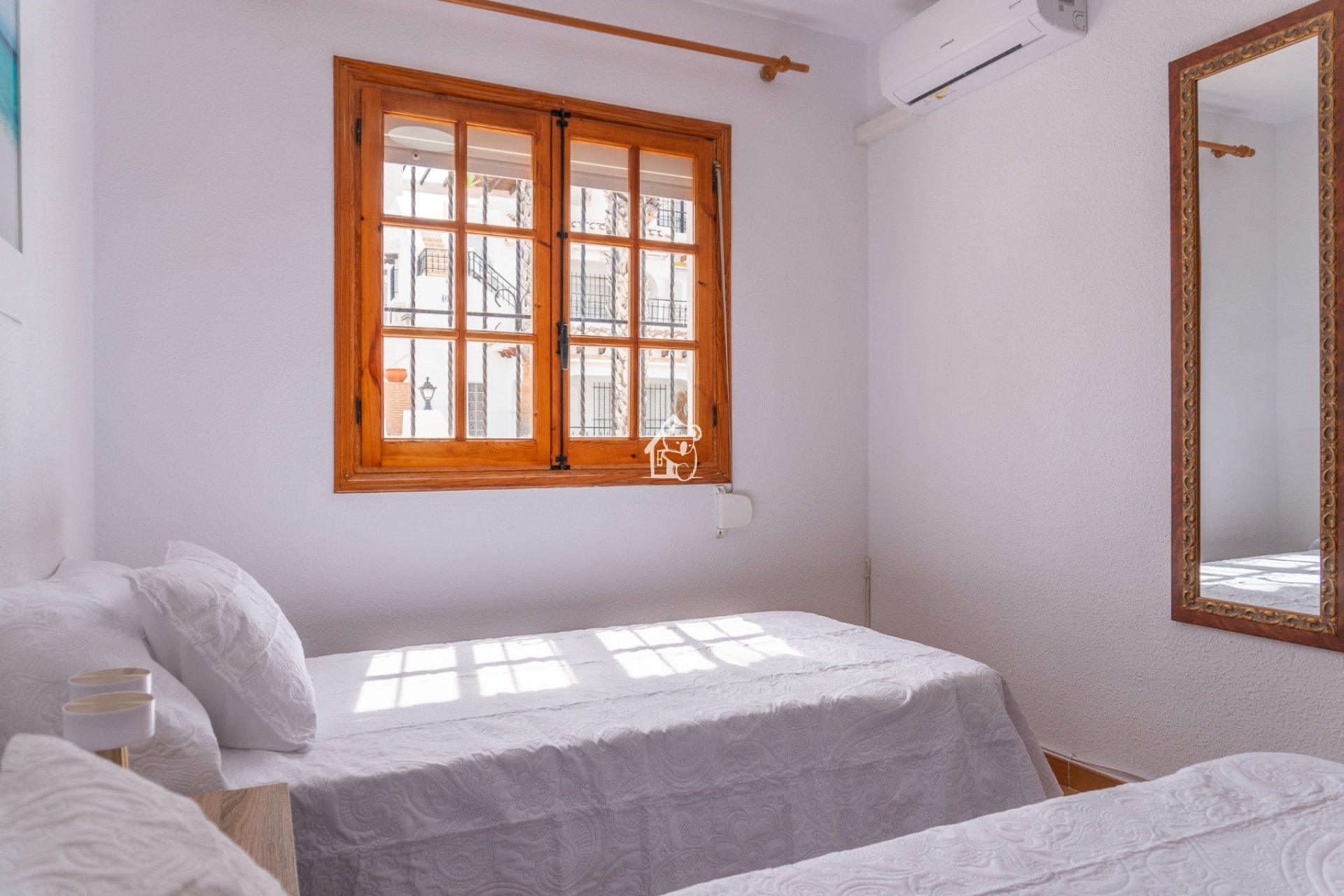 Lange Termijn Verhuur - Villa - Orihuela Costa - Villamartín