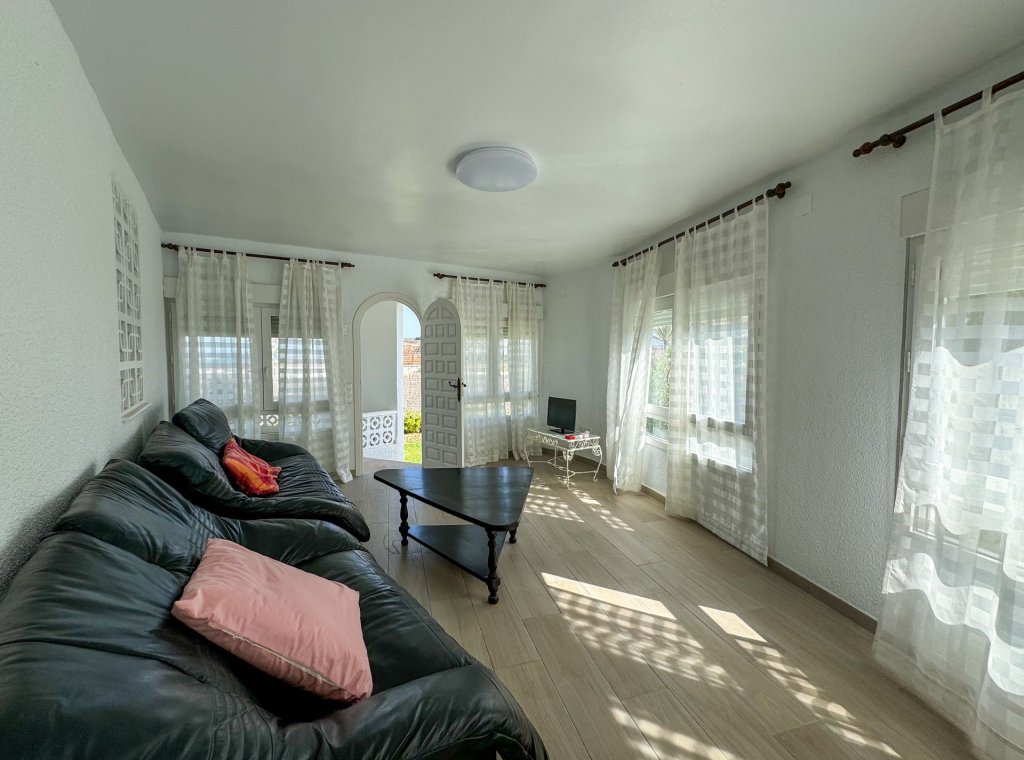 Lange Termijn Verhuur - Villa - Orihuela Costa