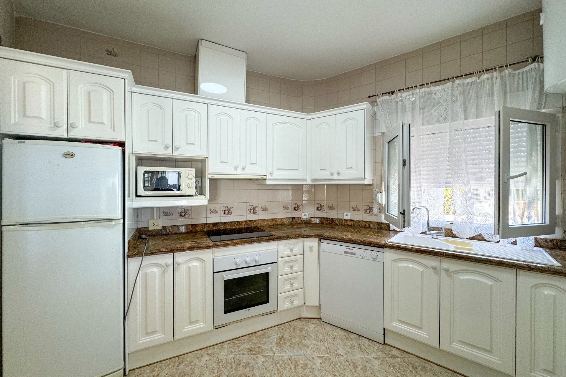 Lange Termijn Verhuur - Villa - Orihuela Costa
