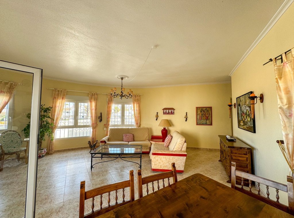Lange Termijn Verhuur - Villa - Orihuela Costa