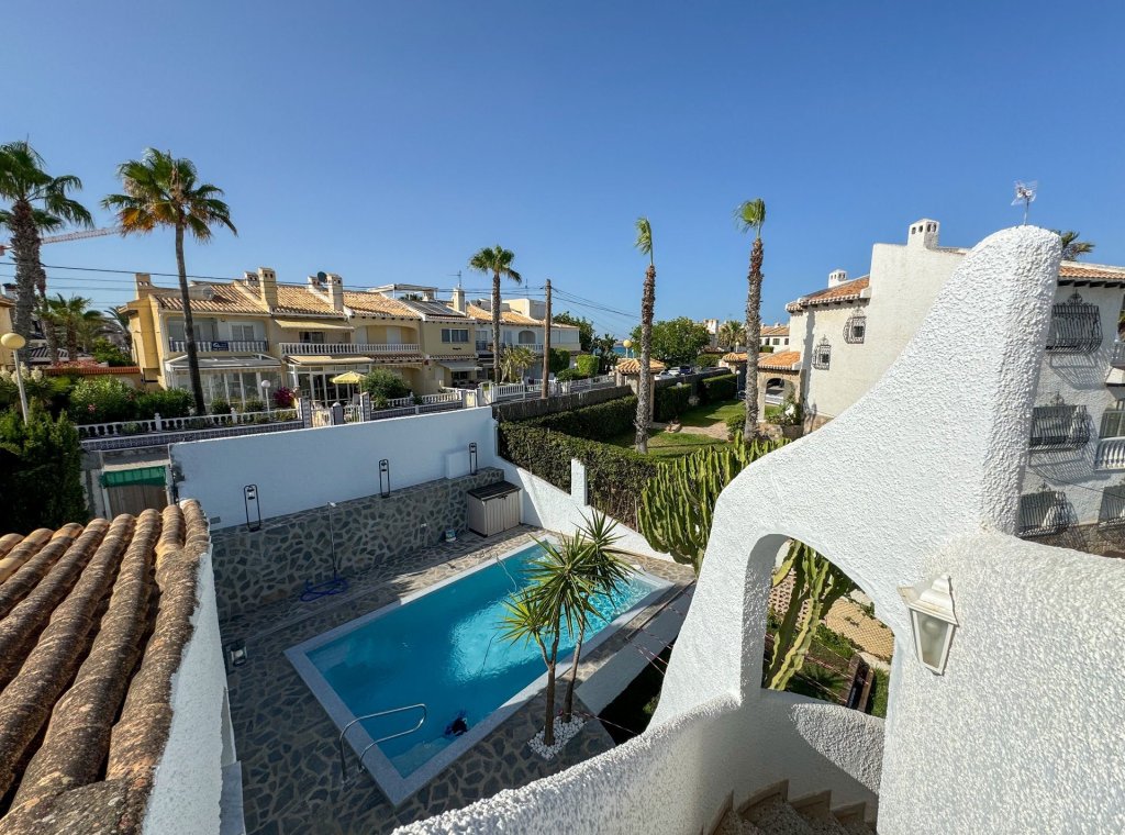 Lange Termijn Verhuur - Villa - Orihuela Costa