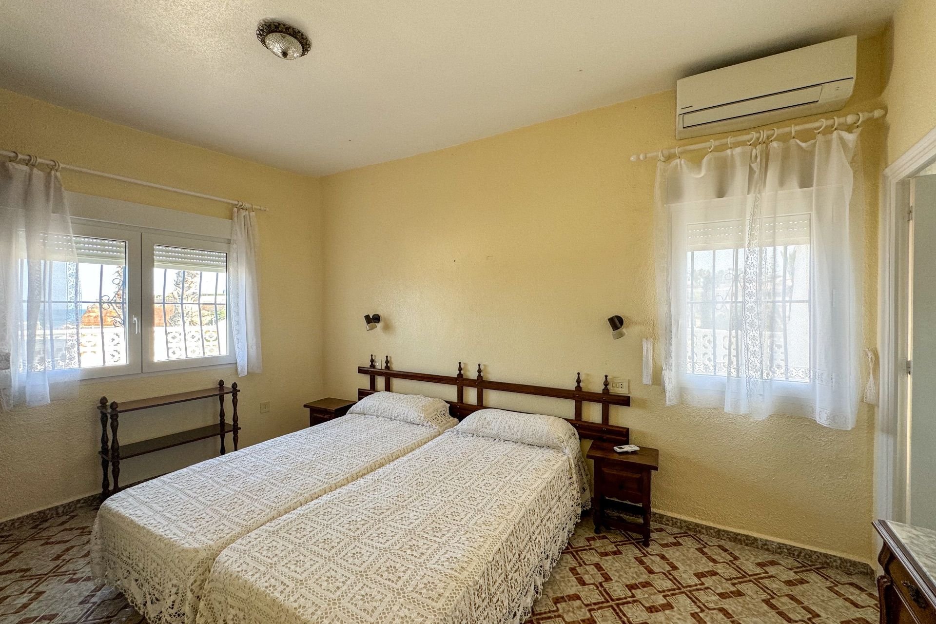 Lange Termijn Verhuur - Villa - Orihuela Costa