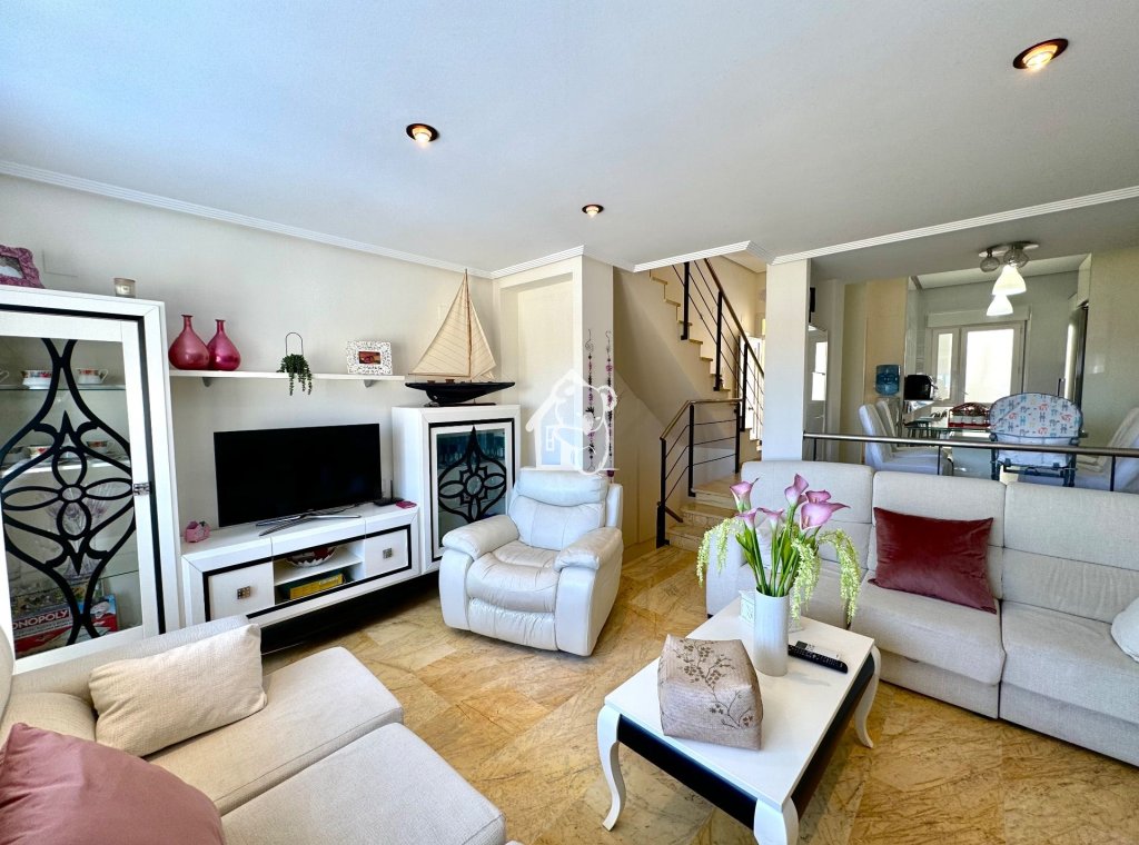 Lange Termijn Verhuur - Villa - Orihuela Costa