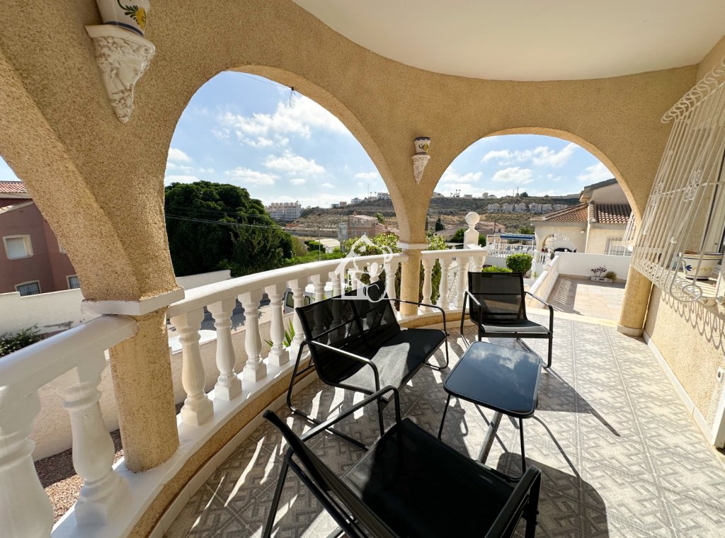 Lange Termijn Verhuur - Villa - Rojales - Ciudad Quesada