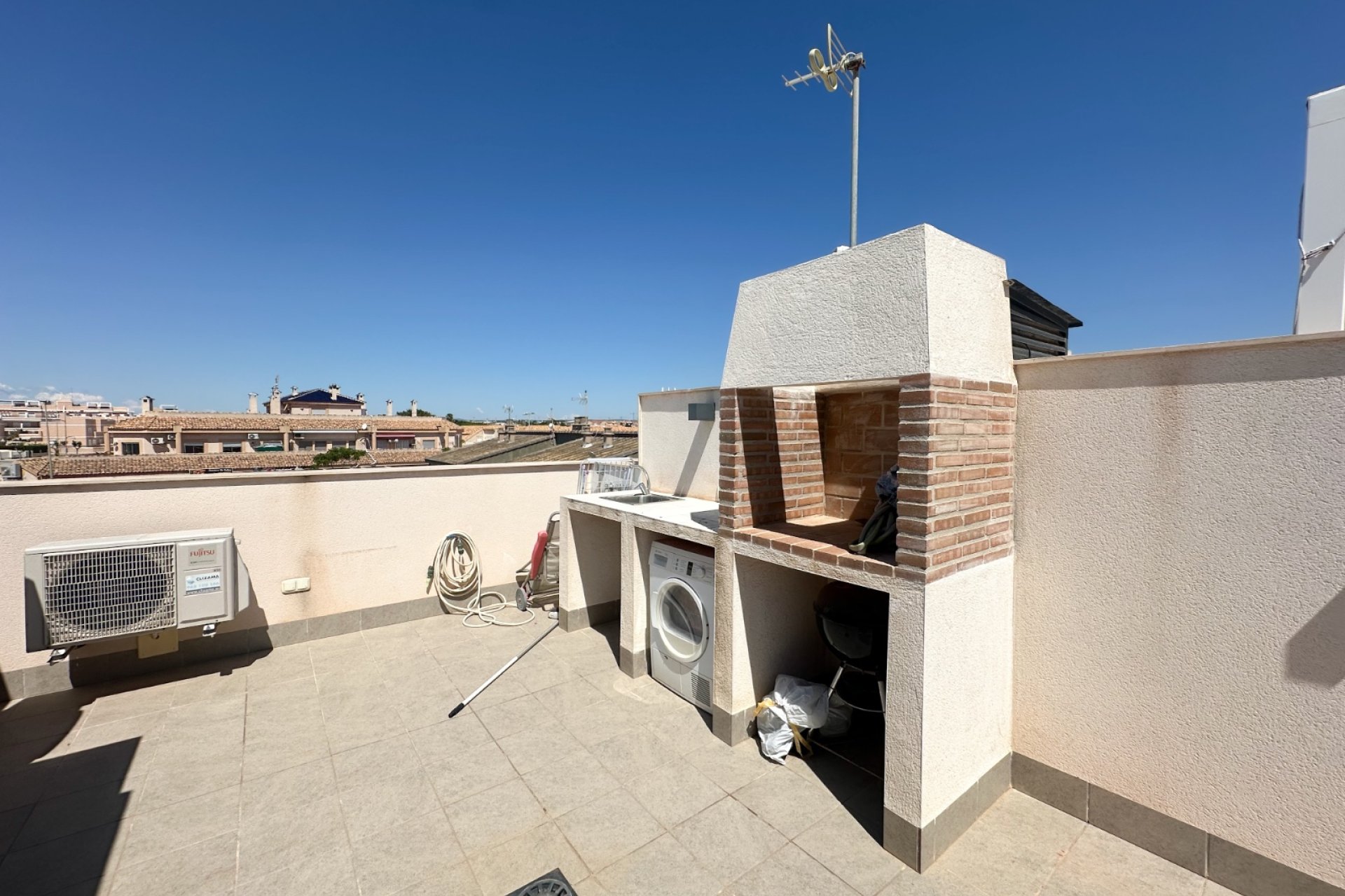 Lange Termijn Verhuur - Villa - Torre de la Horadada