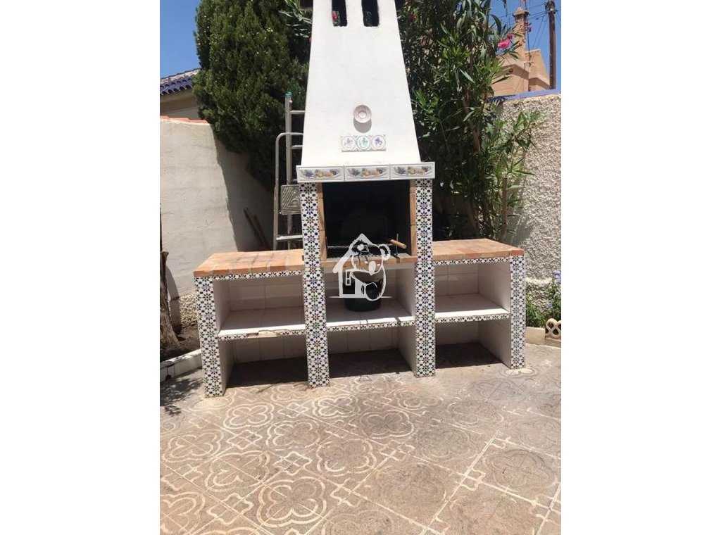 Lange Termijn Verhuur - Villa - Torrevieja - Playa de los Locos