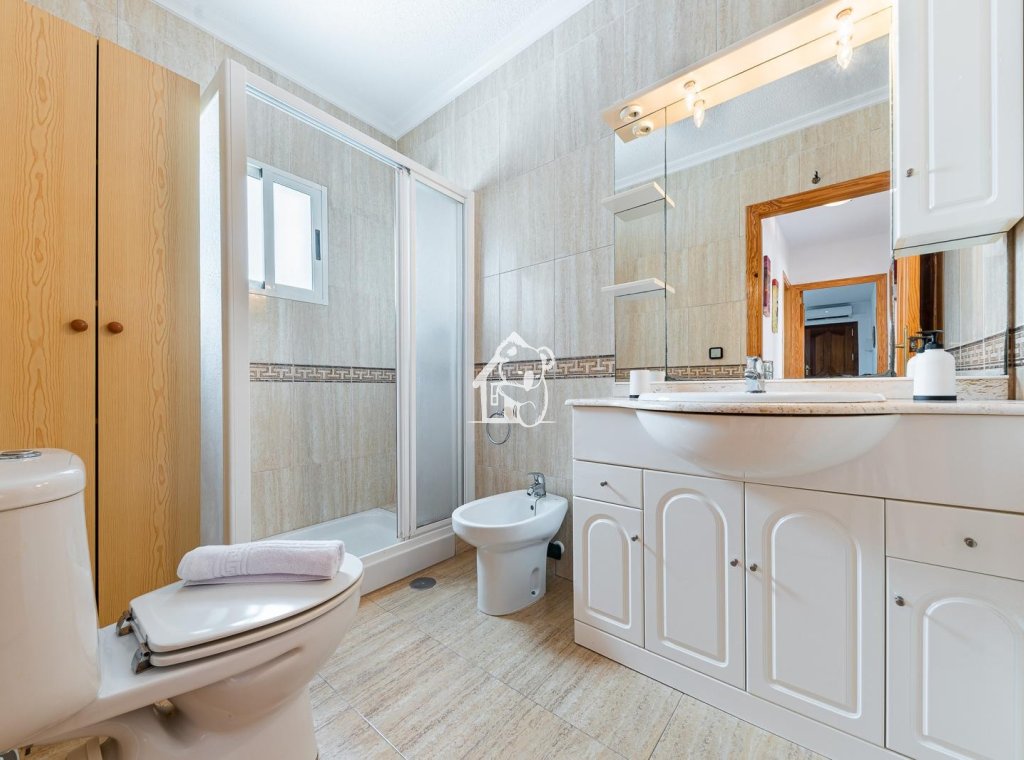 Lange Termijn Verhuur - Villa - Torrevieja - Torrelamata - La Mata