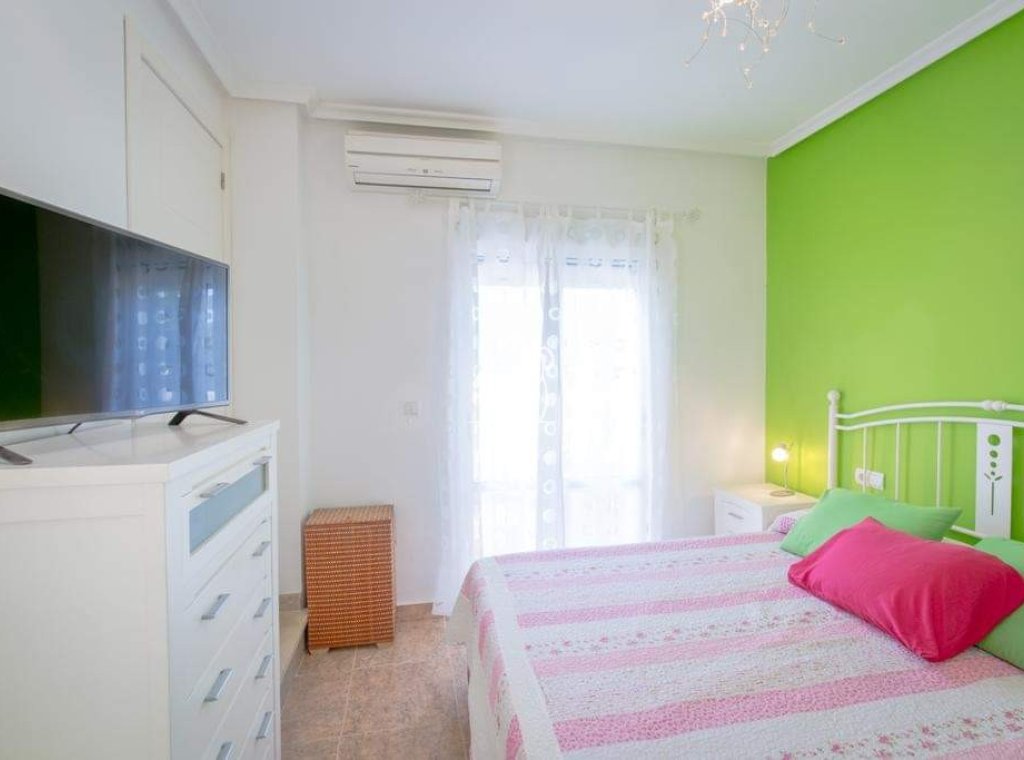 Lange Termijn Verhuur - Villa - Torrevieja - Torrelamata - La Mata