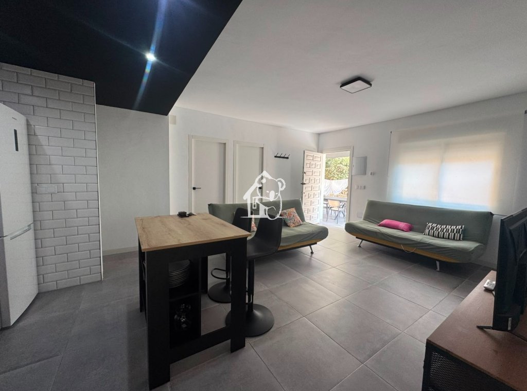 Lange Termijn Verhuur - Villa - Torrevieja - Torrelamata - La Mata