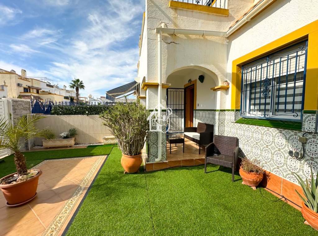 Lange Termijn Verhuur - Villa - Torrevieja