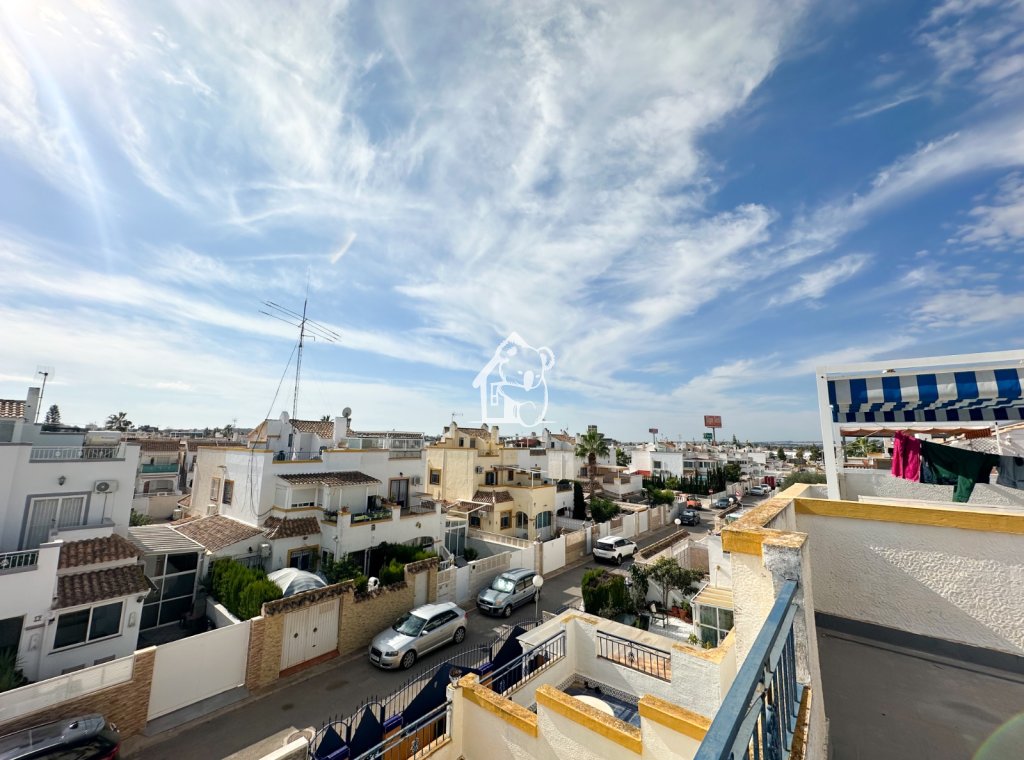 Lange Termijn Verhuur - Villa - Torrevieja