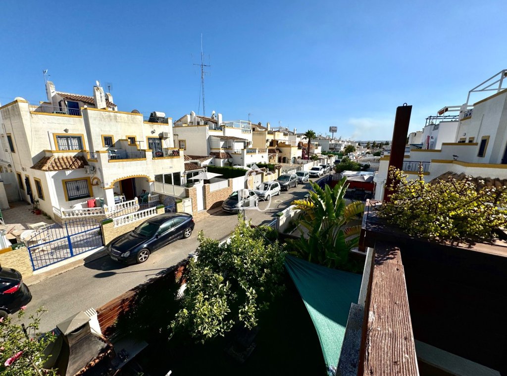 Lange Termijn Verhuur - Villa - Torrevieja